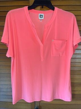 Anne Klein Coral Split V-Neck Pocket Blouse Size Medium